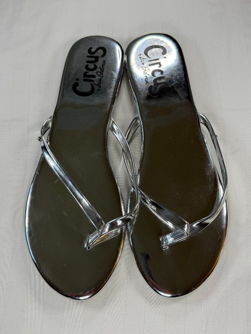 Circus by Sam Edelman Silver Metallic Flip Flop Sandals, Size 11